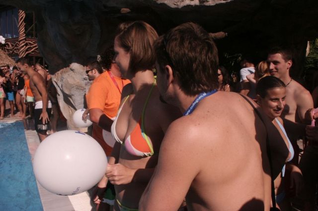 i/Kranj/Absolvent08/02-StarBeach/absolvent 1368.jpg_640.jpg